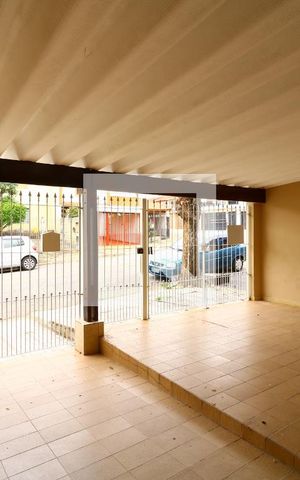 Casa à venda com 200m², 3 quartos e 2 vagasGaragem