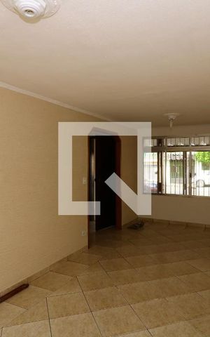 Casa à venda com 200m², 3 quartos e 2 vagasSala de Visitas