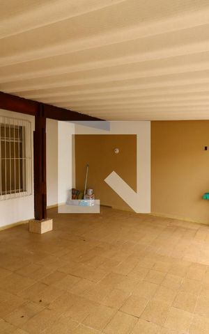 Casa à venda com 200m², 3 quartos e 2 vagasGaragem