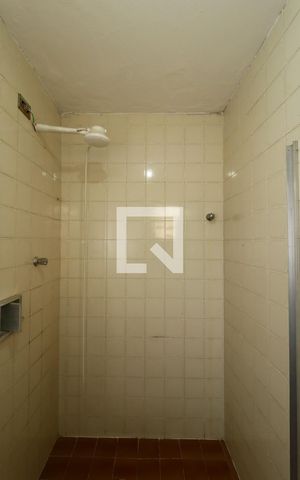 Casa à venda com 200m², 3 quartos e 2 vagasBanheiro de Serviço