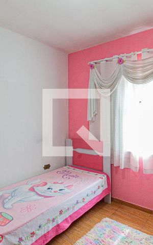 Casa à venda com 200m², 3 quartos e 3 vagasQuarto 2
