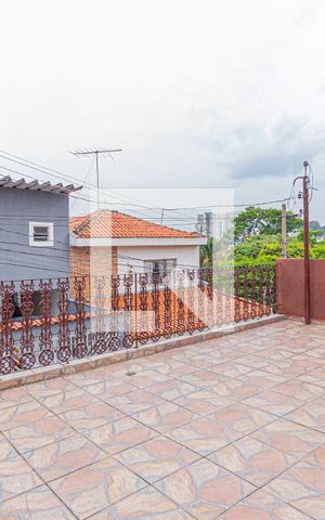 Casa à venda com 200m², 3 quartos e 3 vagasSacada do quarto 3