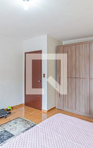 Casa à venda com 200m², 3 quartos e 3 vagasQuarto 3