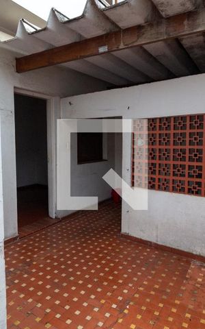 Casa à venda com 80m², 3 quartos e 2 vagasÁrea de Serviço