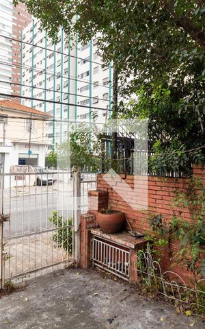 Casa à venda com 80m², 3 quartos e 2 vagasQuintal