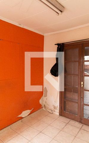 Casa à venda com 80m², 3 quartos e 2 vagasQuarto 3