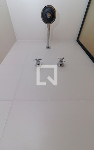 Studio para alugar com 24m², 1 quarto e sem vaga Studio para alugar com 24m², 1 quarto e sem vagaBanheiro