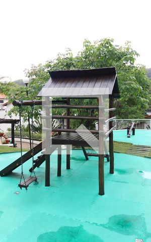 Casa de condomínio à venda com 160m², 3 quartos e 3 vagasÁrea comum - Playground
