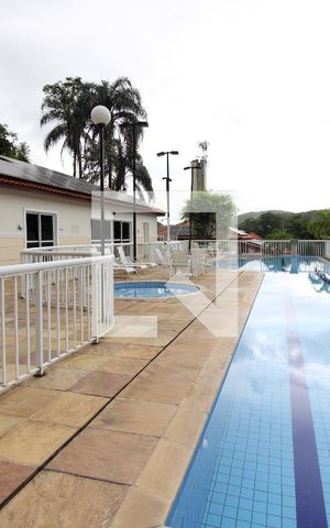 Casa de condomínio à venda com 160m², 3 quartos e 3 vagasÁrea comum - Piscina
