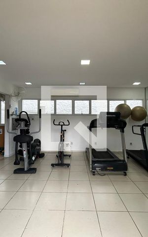 Casa de condomínio à venda com 160m², 3 quartos e 3 vagas Casa de condomínio à venda com 160m², 3 quartos e 3 vagasÁrea comum - Academia