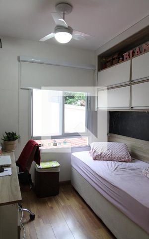 Casa de condomínio à venda com 160m², 3 quartos e 3 vagasQuarto 3