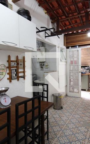 Casa de condomínio à venda com 160m², 3 quartos e 3 vagasÁrea Externa