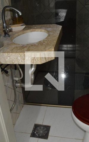 Casa à venda com 350m², 4 quartos e 2 vagasBanheiro da suíte 2