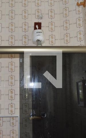 Casa à venda com 350m², 4 quartos e 2 vagasBanheiro da suíte 1