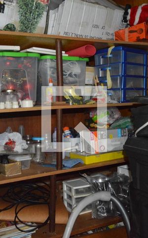 Casa à venda com 350m², 4 quartos e 2 vagasCloset da suíte 2