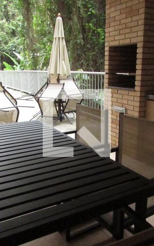 Apartamento para alugar com 46m², 2 quartos e 1 vagaÁrea comum - Churrasqueira
