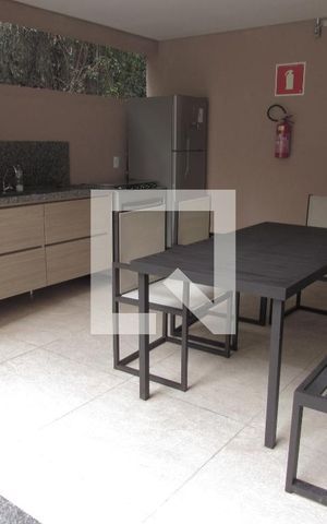 Apartamento para alugar com 46m², 2 quartos e 1 vagaÁrea comum - Churrasqueira