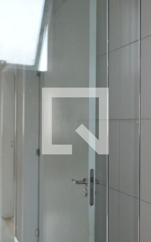 Apartamento para alugar com 49m², 2 quartos e 1 vagaBANHEIRO