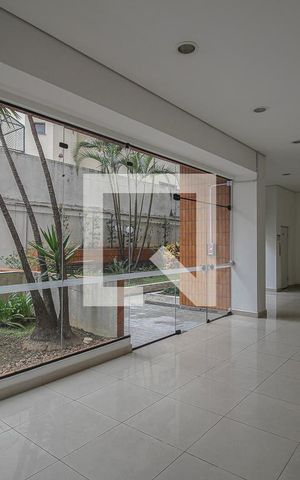 Apartamento à venda com 196m², 4 quartos e 3 vagas Apartamento à venda com 196m², 4 quartos e 3 vagasHall de entrada