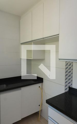 Apartamento para alugar com 60m², 2 quartos e sem vagaCozinha e Área de Serviço