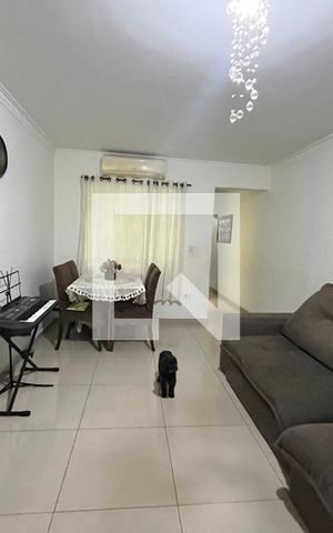 Casa para alugar com 152m², 3 quartos e 2 vagasSala