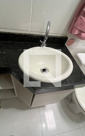 Casa para alugar com 152m², 3 quartos e 2 vagasBanheiro 1