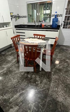 Casa para alugar com 152m², 3 quartos e 2 vagasCozinha