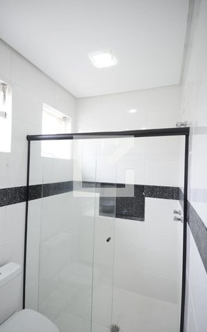 Casa à venda com 158m², 3 quartos e 3 vagasSuíte 3