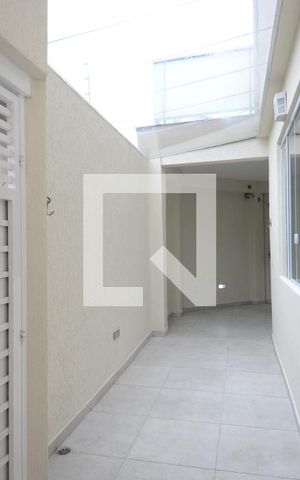 Casa à venda com 158m², 3 quartos e 3 vagasCorredor de entrada