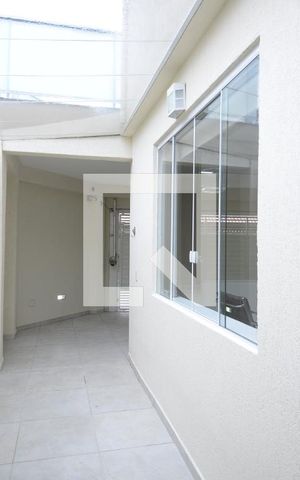 Casa à venda com 158m², 3 quartos e 3 vagasCorredor de entrada