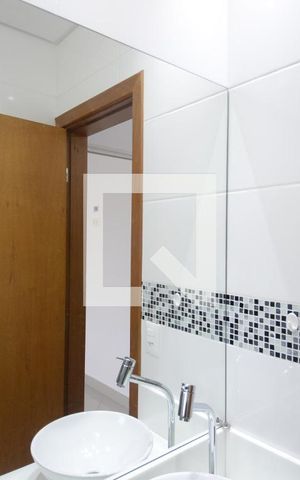 Casa à venda com 158m², 3 quartos e 3 vagasSuíte 1