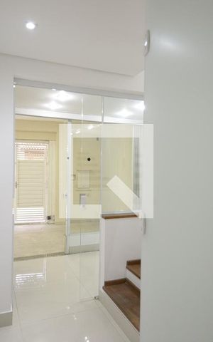 Casa à venda com 158m², 3 quartos e 3 vagasCorredor