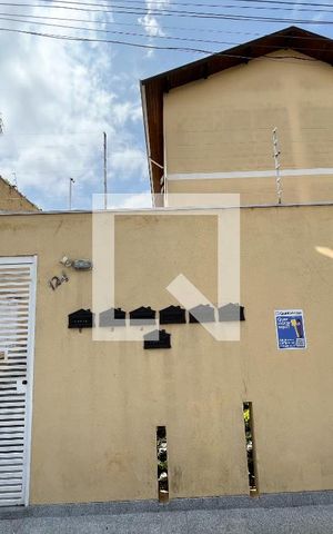 Casa de condomínio à venda com 68m², 2 quartos e 2 vagas Casa de condomínio à venda com 68m², 2 quartos e 2 vagasFachada