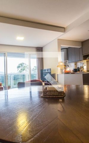 Apartamento à venda com 70m², 2 quartos e 1 vaga Apartamento à venda com 70m², 2 quartos e 1 vagaSala de Jantar