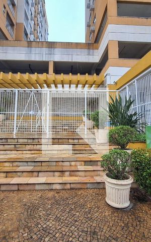 Apartamento à venda com 78m², 2 quartos e 1 vaga Apartamento à venda com 78m², 2 quartos e 1 vagaFachada e portaria