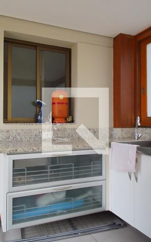 Apartamento à venda com 250m², 3 quartos e 2 vagasÁrea de serviço