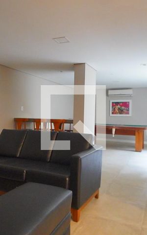 Apartamento à venda com 250m², 3 quartos e 2 vagasÁrea comum - Salão de festas