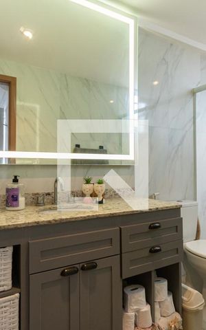 Apartamento à venda com 131m², 3 quartos e 1 vagaBanheiro Suíte 2