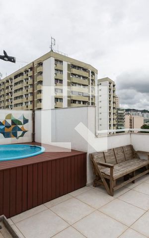 Apartamento à venda com 131m², 3 quartos e 1 vagaCobertura