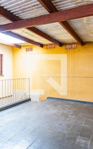 Casa à venda com 170m², 3 quartos e 2 vagasQuintal - Varanda