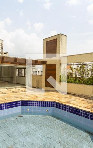 Apartamento à venda com 454m², 3 quartos e 4 vagas Apartamento à venda com 454m², 3 quartos e 4 vagasPiscina da Cobertura