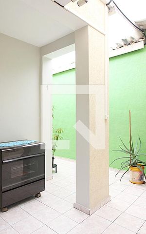 Casa à venda com 171m², 3 quartos e 2 vagasQuintal
