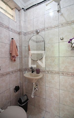 Casa à venda com 171m², 3 quartos e 2 vagasBanheiro de Serviço