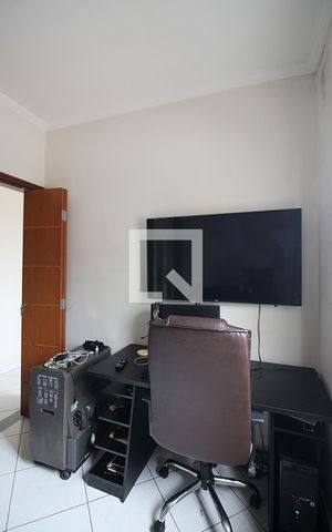 Casa à venda com 171m², 3 quartos e 2 vagasQuarto 3
