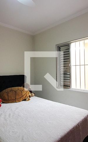 Casa à venda com 171m², 3 quartos e 2 vagasQuarto 2