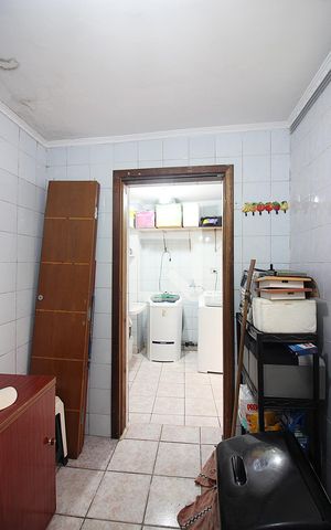 Casa à venda com 171m², 3 quartos e 2 vagasQuarto de Serviço