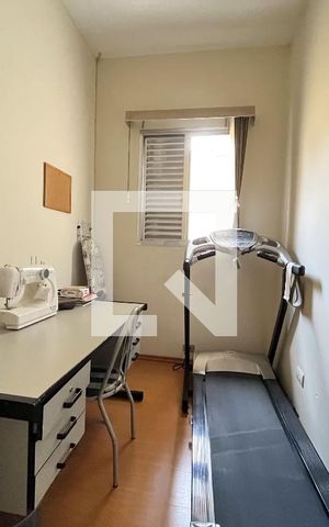 Casa à venda com 240m², 5 quartos e 5 vagas Casa à venda com 240m², 5 quartos e 5 vagasQuarto 4