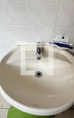 Casa à venda com 240m², 5 quartos e 5 vagas Casa à venda com 240m², 5 quartos e 5 vagasBanheiro do Quarto 1
