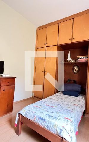 Casa à venda com 240m², 5 quartos e 5 vagas Casa à venda com 240m², 5 quartos e 5 vagasQuarto 2