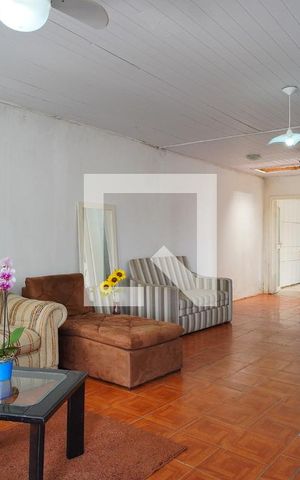 Casa à venda com 110m², 3 quartos e 2 vagasSala 